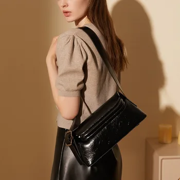 Новая модная дизайнерская сумка-тоут 2023 года, женская сумка через плечо из натуральной кожи, маленькая сумка с клапаном для девочек  10